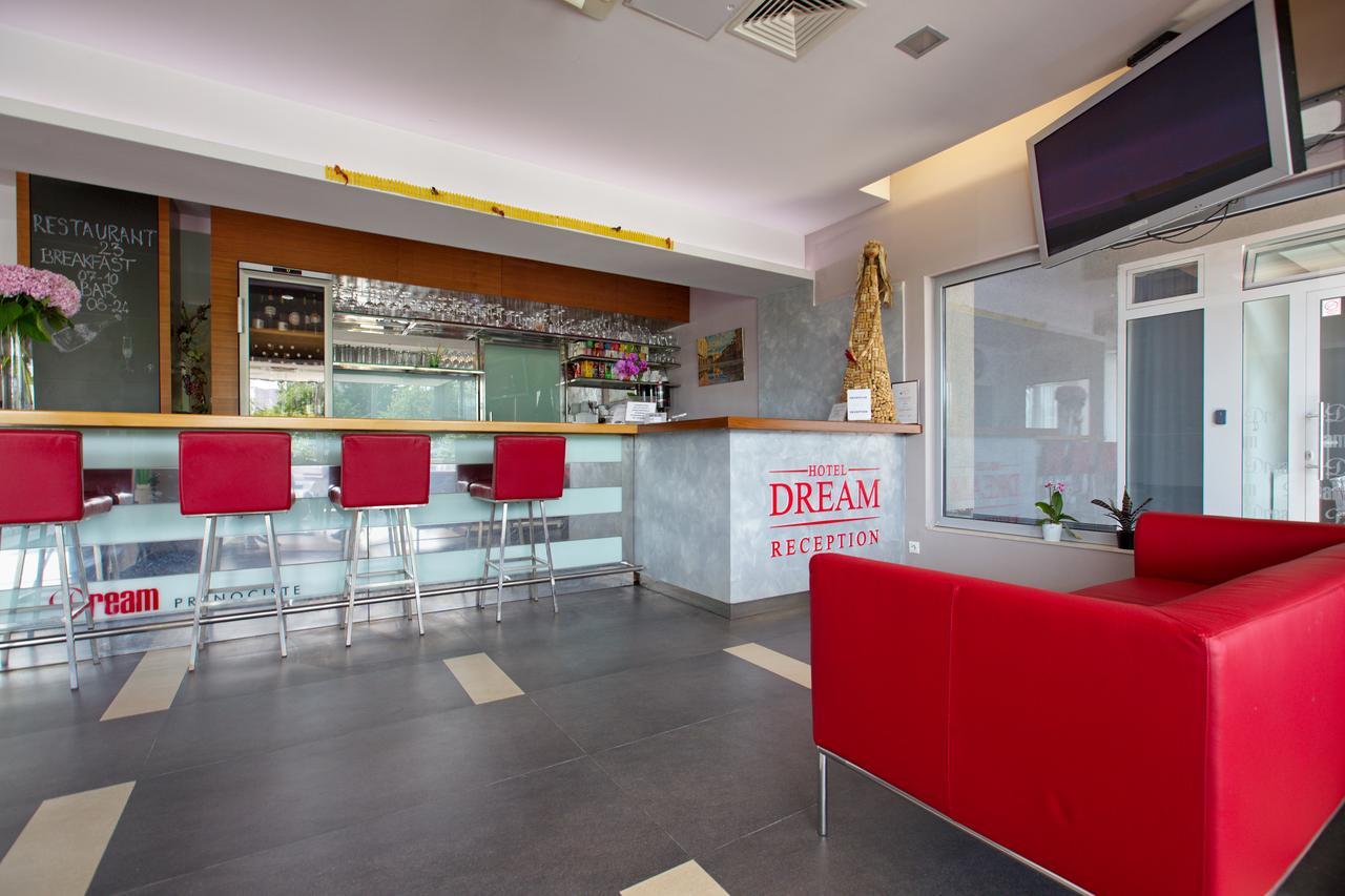 Dream Hotel Velika Gorica Exterior photo